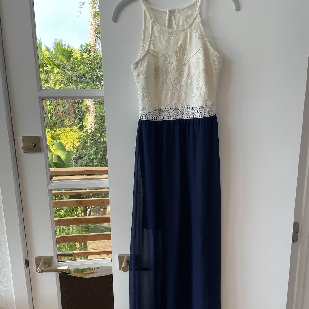iZ Byer Sleeveless Lace Top Maxi Dress with Navy Bottom,‎ Size Small